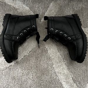 Black lace up boots- size 11c